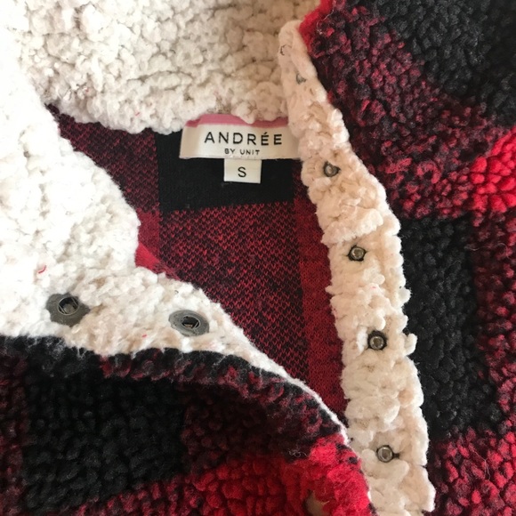 Buffalo Check Pullover - Picture 2 of 3